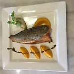 Logis Restaurant La Grange Du Relais Hotel
