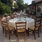 Logis Restaurant La Grange Du Relais Hotel 2*