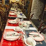 Hotel Logis Restaurant La Grange Du Relais Colombey-les-Deux-Eglises