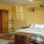 Logis Restaurant La Grange Du Relais 2*