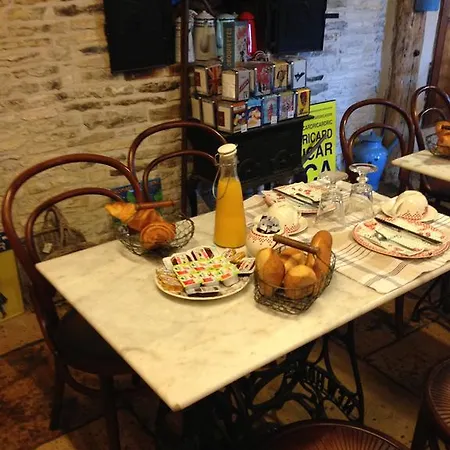 Logis Restaurant La Grange Du Relais Hotel 2*