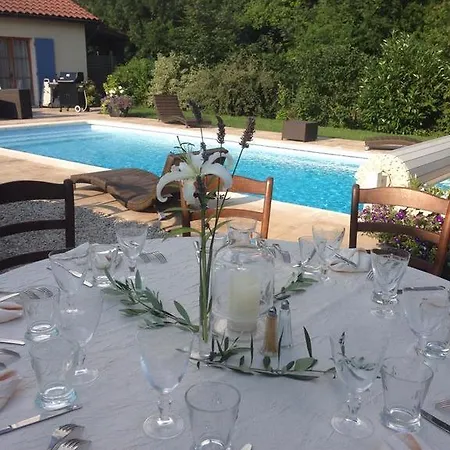 Hotel Logis Restaurant La Grange Du Relais Colombey-les-Deux-Eglises