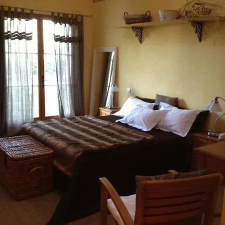 Logis La Grange Du Relais 2*