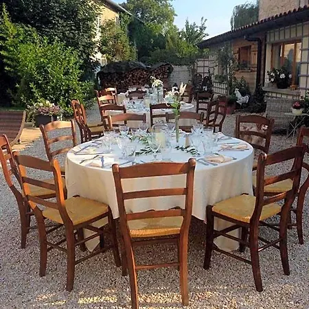 Logis Restaurant La Grange Du Relais 2*