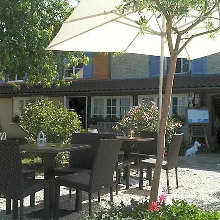 Logis Restaurant La Grange Du Relais Hotel Colombey-les-Deux-Eglises
