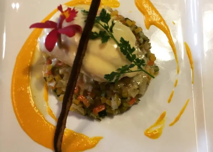 Logis Restaurant La Grange Du Relais Hotel