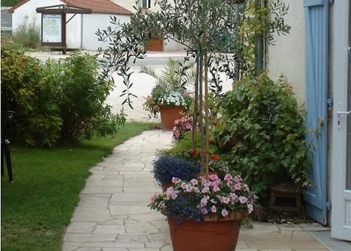 Logis Restaurant La Grange Du Relais