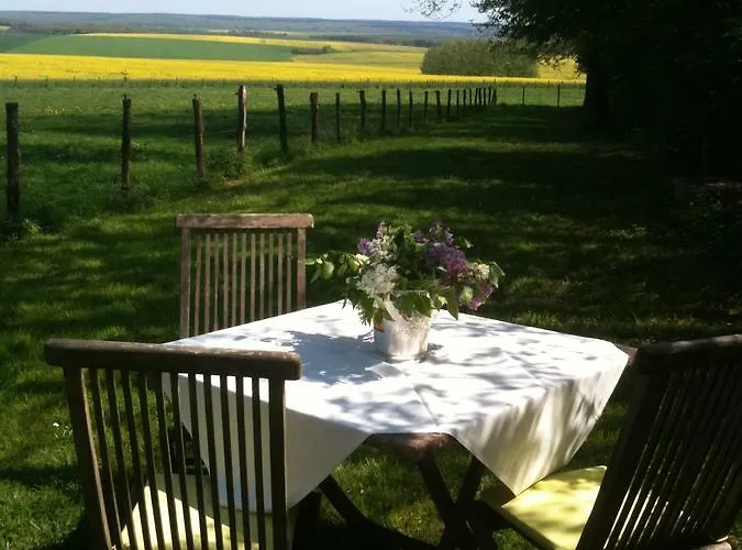 Hotel Logis Restaurant La Grange Du Relais 2*